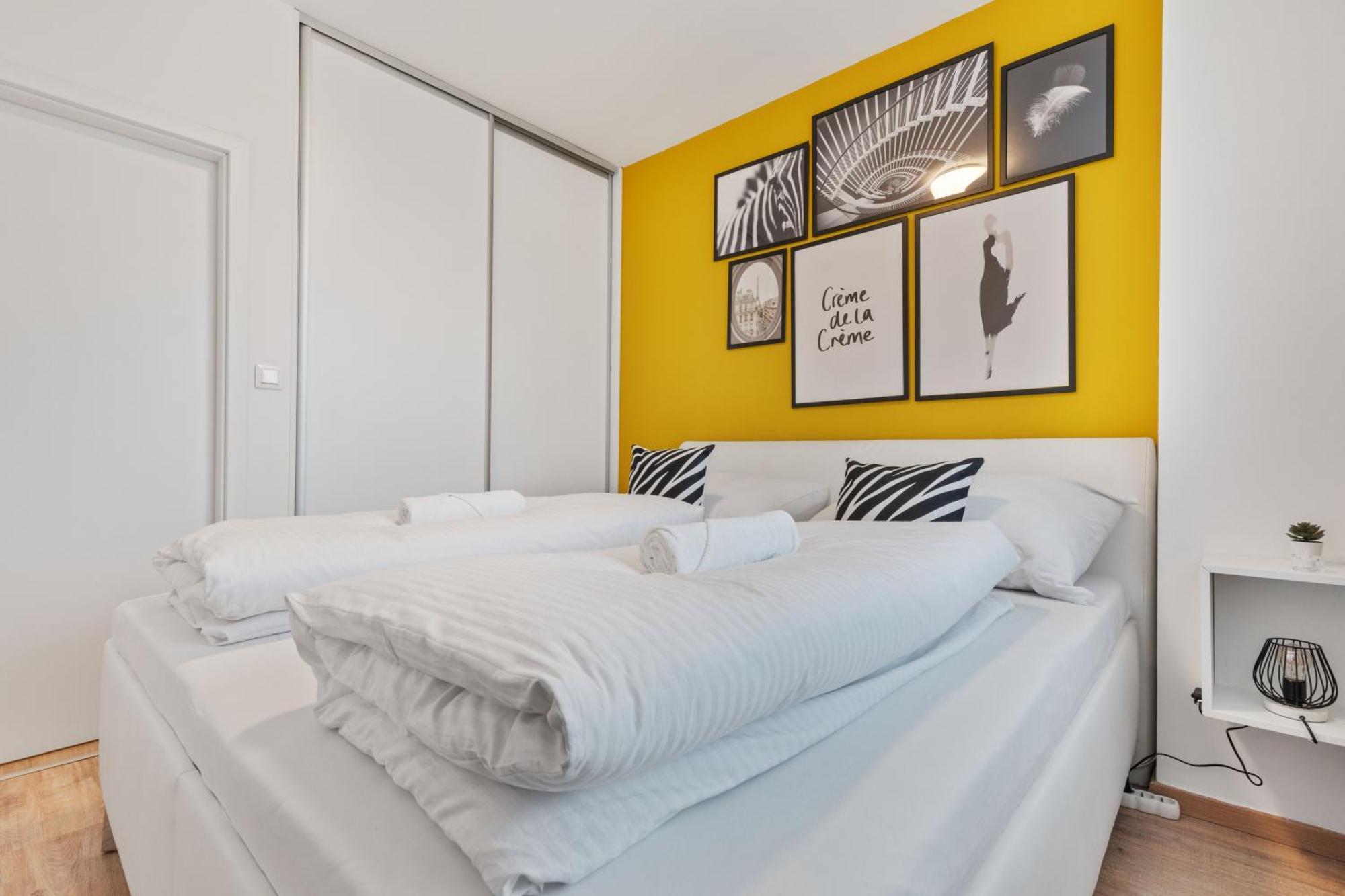 Lam Safari - Balcony - Ac - Free Parking Διαμέρισμα Μπρατισλάβα Εξωτερικό φωτογραφία